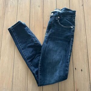 Good American Good Legs Crop Jeans Dark Wash 25 Women’s